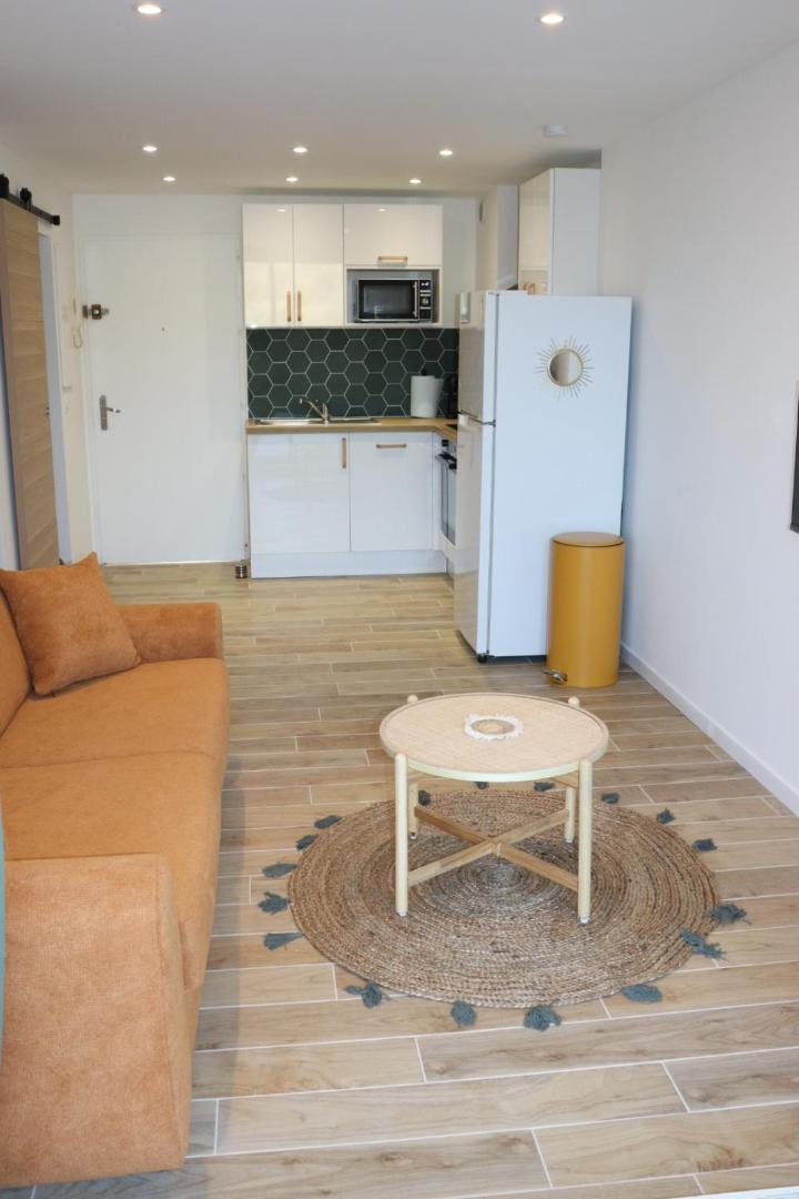 Le Petit Sud Apartment Carqueiranne Bagian luar foto